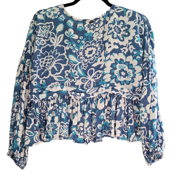 O'Neill Blue and White Floral Cropped Blouse - Picture 3 of 8
